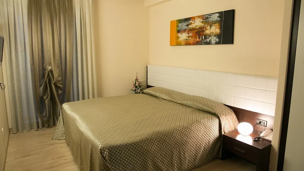 Hotel Calinferno Codogne 3*,  Italy